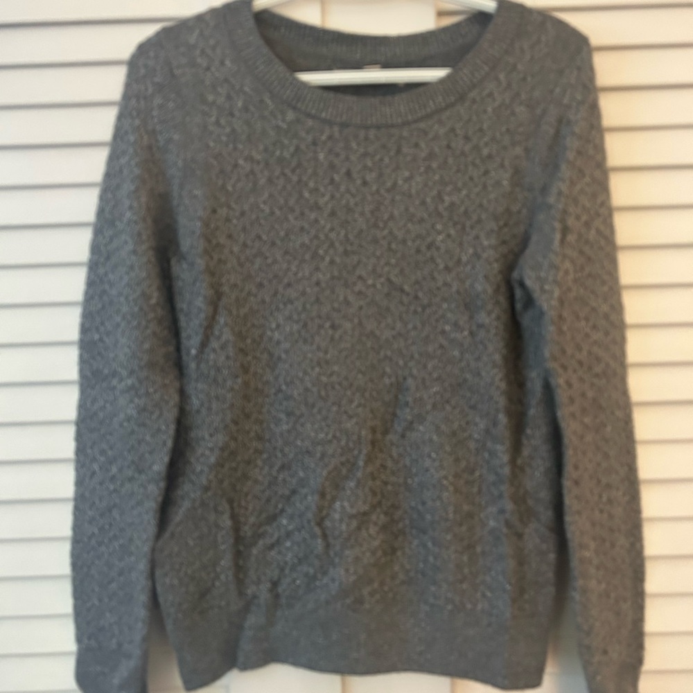 Grey/ metallic cable knit crew neck sweater